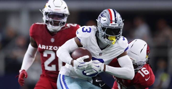 Cowboys vs. Cardinals Stock Report: Cowboys franchise seems to reach new low