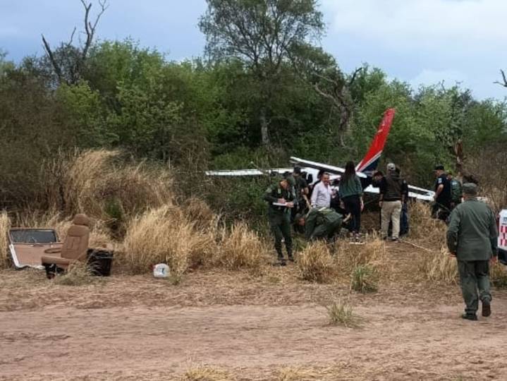 Encarcelaron a un abogado por armar una fachada legal para una red que bombardeaba cocaína desde avionetas