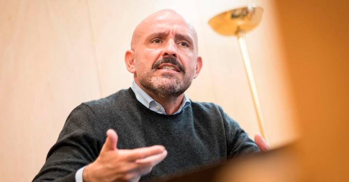 El PP ve a Sánchez cercado por la corrupción y al borde del banquillo: "La X se llama Pedro Sánchez"