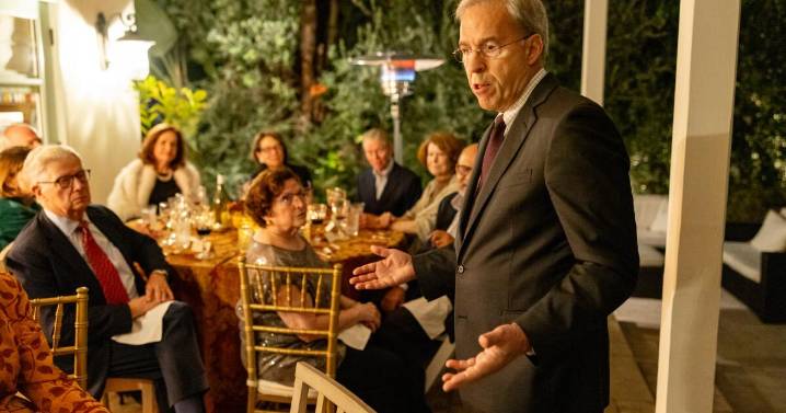 At L.A. Public Library literary salon, a military historian offers hope: 'We have faced grimmer times'