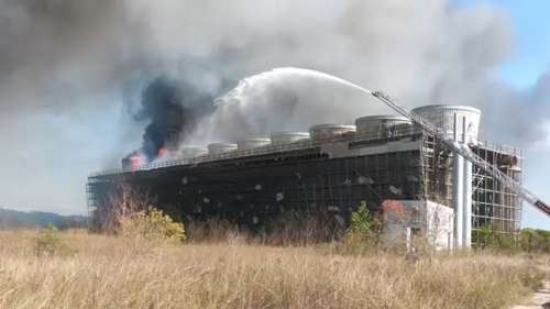 Massive fire burns at Texas City's PHR Peakers Plant, officials say; smoke plume visible on 13 Alert Radar