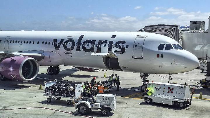 Volaris anuncia cancelaciones y retrasos de vuelos durante el fin de semana por ajustes en software