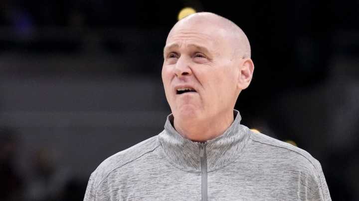 Rick Carlisle ejected from Nets game