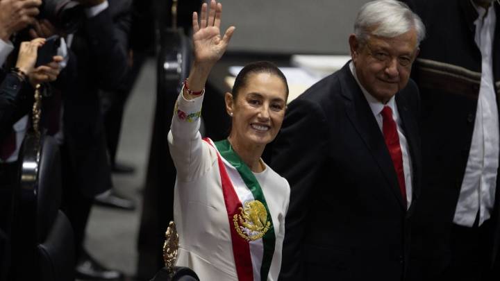 Reclamo heredado: Sheinbaum relata en su libro que AMLO no quería que asumiera el pleito con España