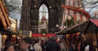 Edinburgh influencer spends £100 at the Christmas market and lists what she got