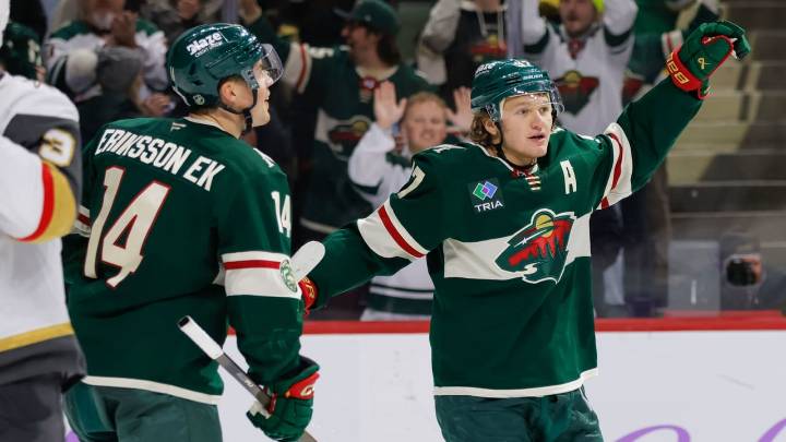 Kaprizov scores on power play with 10 seconds left in OT, Wild top Golden Knights