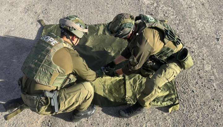 Boliviano en situación migratoria irregular fue sorprendido transportando una granada a bordo de un bus en Quillagua