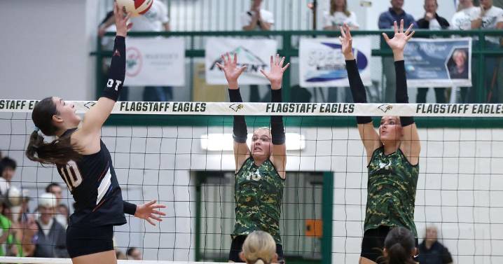 Flagstaff volleyball sweeps Thunderbird in first round of state championship tournament