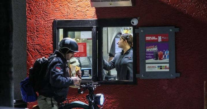 A $30 minimum wage? It could be coming, California