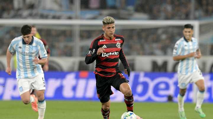 Jorge Carrascal llega encendido a la Selección Colombia: vea su golazo con Flamengo; video