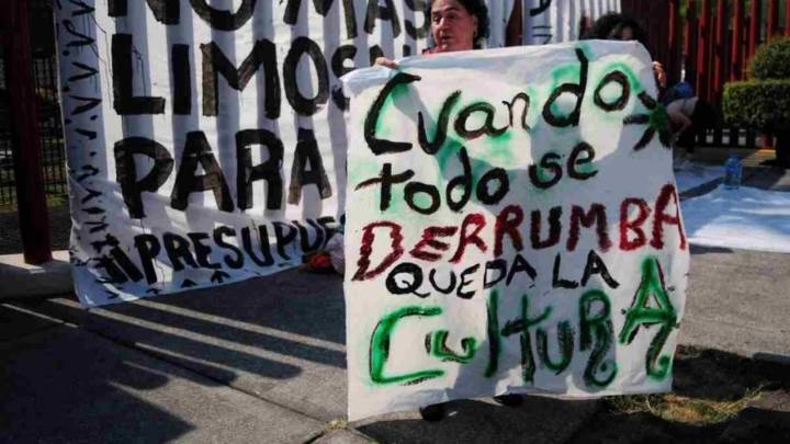 Pese a austeridad presupuestal, el sector cutlural aportó 2.8% a la economía: Inegi