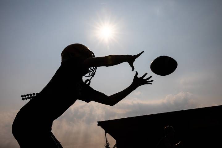 Watch live: Sherman vs. Harper Charter in Oregon high school football 1A 6