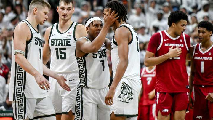 Michigan State basketball bets big on freshmen in win vs Arkansas