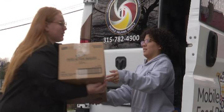 Mobile food pantry sees greater demand as full SNAP benefits remain uncertain
