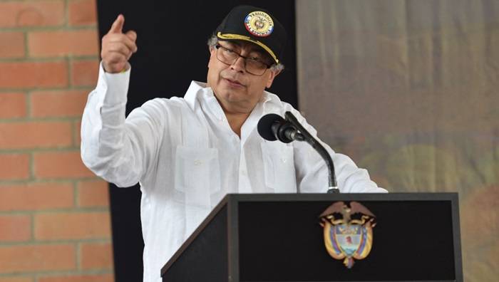 Petro propone a los araucanos unir fuerzas para construir la paz y transformar la región