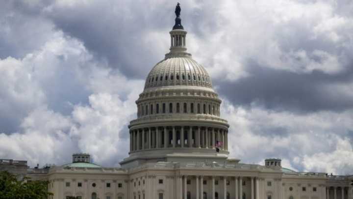 El Senado de EE.UU. aprueba un acuerdo que allana el camino para reabrir el Gobierno