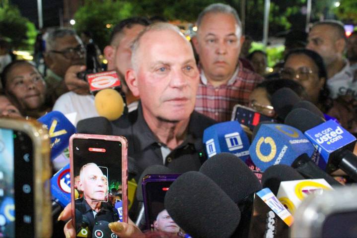 Alcalde Di Martino Intensifica Medidas para Frenar el Aumento del Pasaje