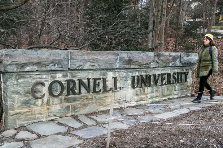 La Universidad de Cornell se doblega ante la presión del gobierno y opta por aceptar un millonario acuerdo