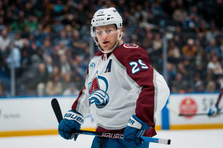 Nathan MacKinnon passes Peter Stastny in Avalanche history amid 5