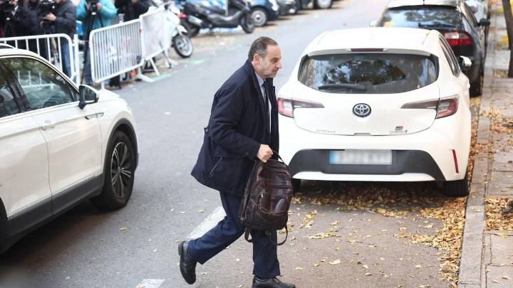 Directo | Arranca el pleno de investidura de Juanfran Pérez Llorca
