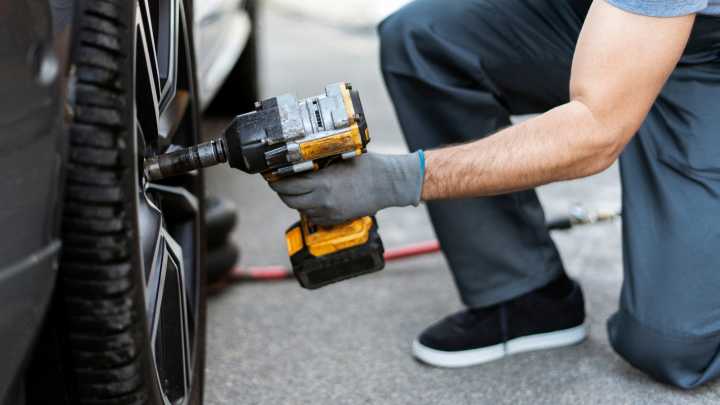 Harbor Freight Vs. Milwaukee: Which Impact Wrench Comes Out On Top?
