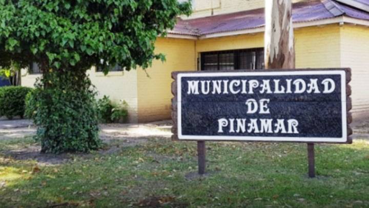 Se conoció el video de una funcionaria bonaerense que robaba el dinero de la Municipalidad