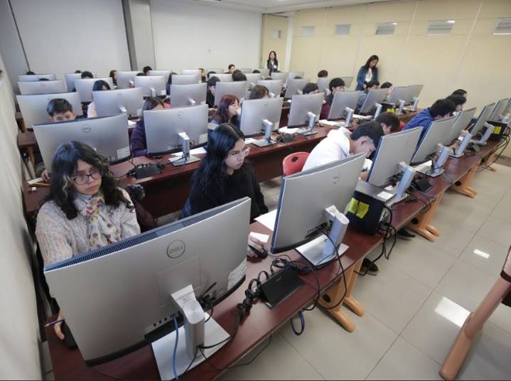 UAEH concluye exámenes de admisión con transparencia para el semestre 2026