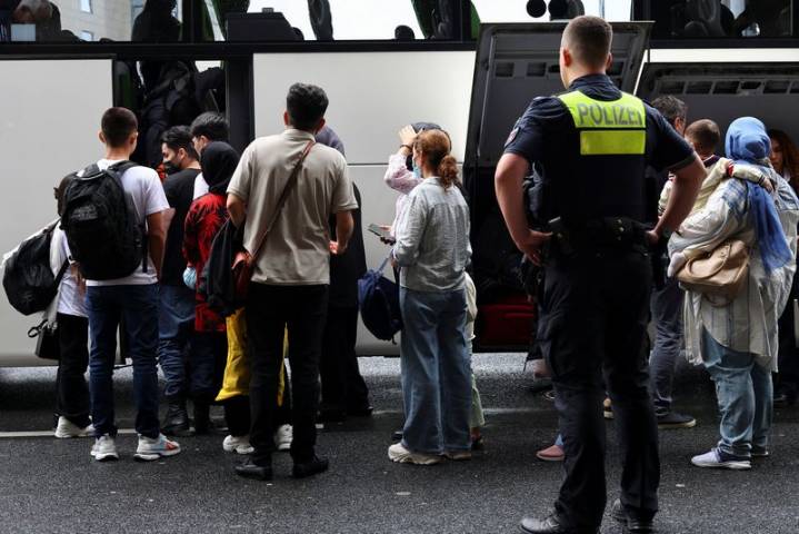 Germany offers to pay Afghans to drop relocation plans