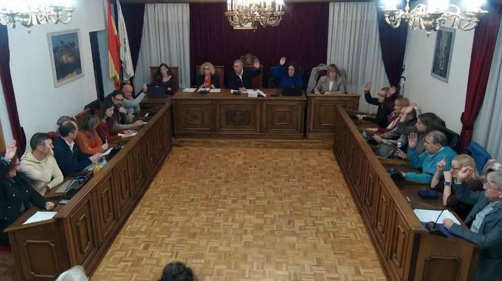 Un edil del PP en O Barco vuelve a romper la disciplina de voto para pedir más médicos para el hospital comarcal