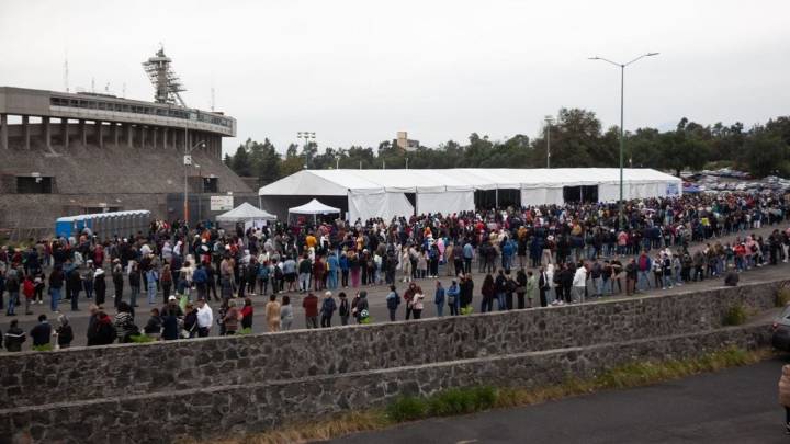 UNAM: cierra vacunación en Estadio Olímpico por ataque a personal
