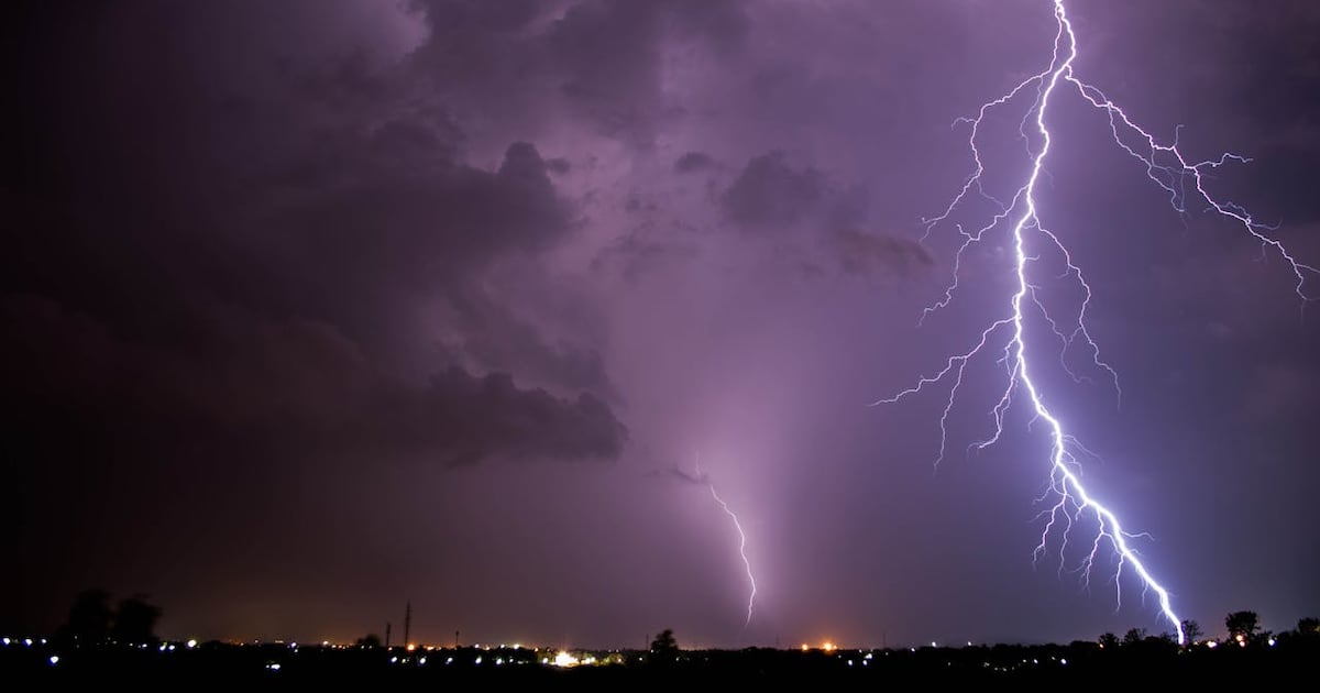 Anuncian probables tormentas eléctricas en cinco regiones del país
