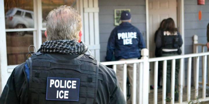 Federal judge limits warrantless detentions by ICE in Colorado — White House fires off defiant response