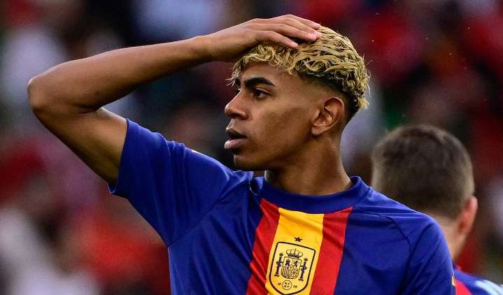 Lamine Yamal deja a un lado las polémicas: Barcelona lo celebró