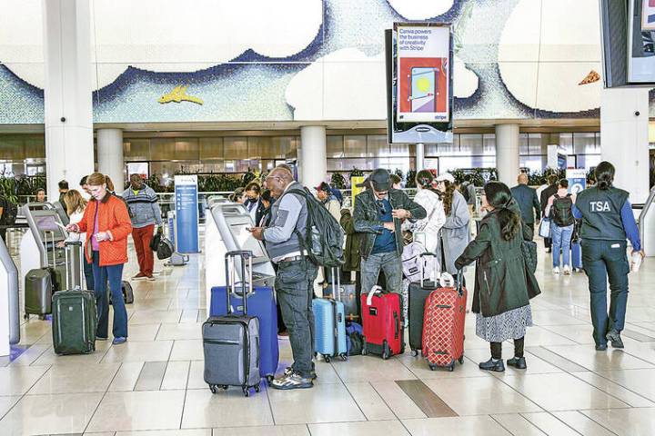 More flight troubles expected before the shutdown ends