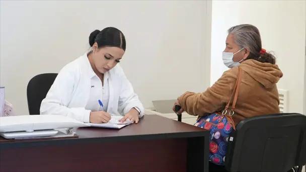 Llama Salud Sonora a acudir al médico ante signos de dengue