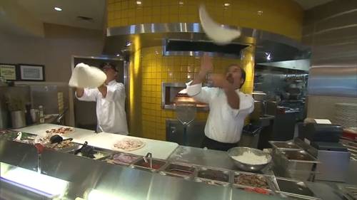 Restaurant reservations for Thanksgiving up as more people look to dine out for holiday