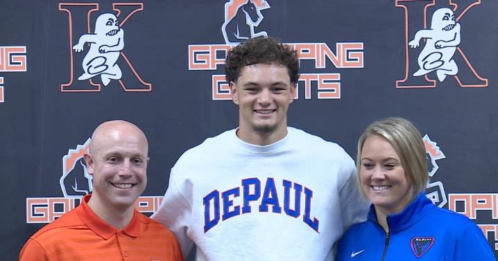 Kaukauna's Jensen signs to play for DePaul, excited for one more run with Ghosts