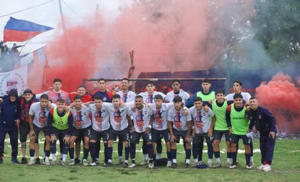 Unidos de Olmos se consagró Tricampeón de la Liga Amateur de Primera División