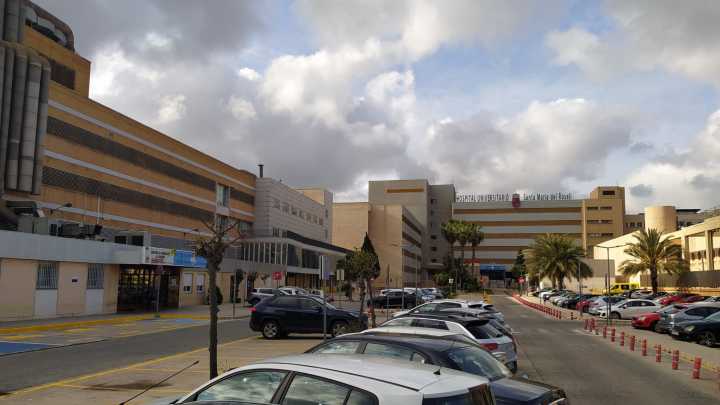 El incendio en el hospital Santa Lucía de Cartagena obliga a reubicar a 113 pacientes