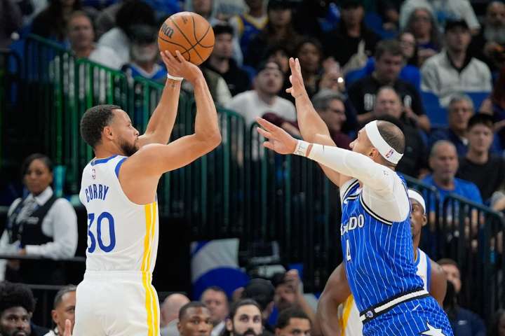 Curry out, other stars questionable at Heat as Warriors’ tough schedule marches on