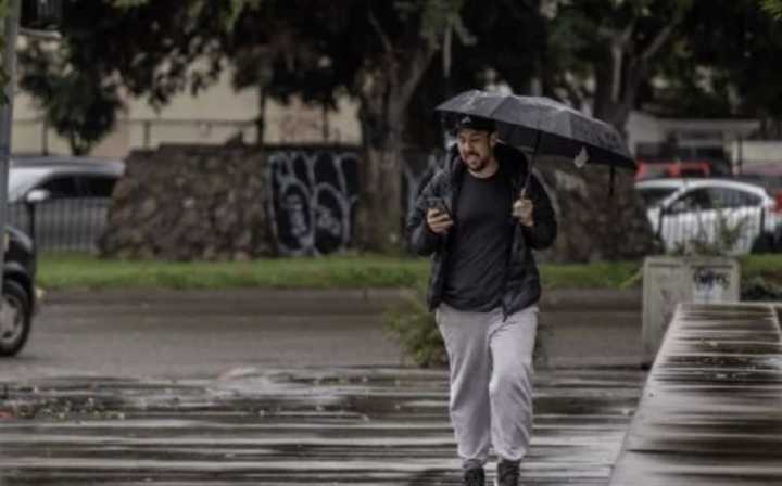 Se desplaza el frente frío 15 y provocará lluvias fuertes el martes en los siguientes estados