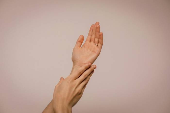 8 de cada 10 mujeres consideran que las manos reflejan bienestar