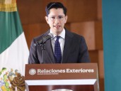 Roberto Velasco queda encargado del despacho de la SRE