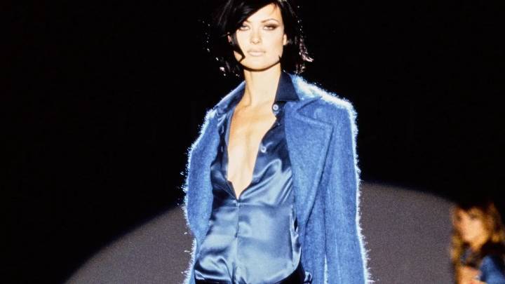 I’m Calling It: ’90s Velvet Trousers Are About To Be Everywhere This Winter