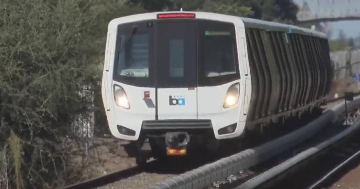 BART service on Red, Green lines restored after equipment issue near West Oakland