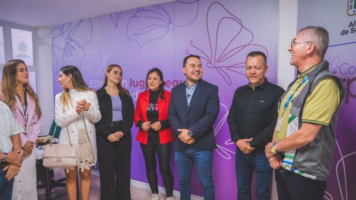 ¡Un espacio seguro para todas! Sabaneta estrena el Consultorio Púrpura para fortalecer la salud y el bienestar de las mujeres