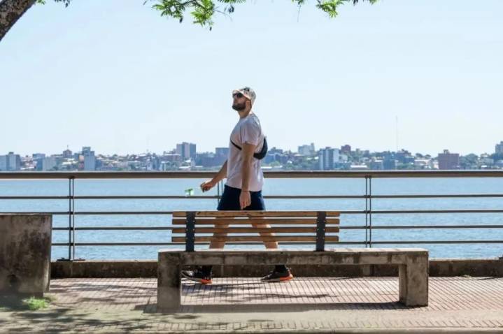 Misiones bajo el “domo del calor”: se anticipan días sofocantes con térmicas de hasta 43°