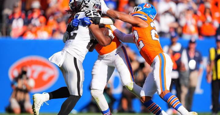 Broncos vs. Raiders predictions: Final score picks for NFL Week 10
