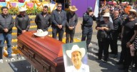 ‘Fuera, asesino’: Insultan y corren a gobernador de Michoacán en el funeral de Carlos Manzo (video)