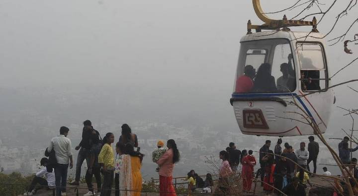 Madhya Pradesh November 10, 2025, Weather Updates: Cold Wave Alert In 20 Districts Including Bhopal, Indore; Rajgarh Records Coldest Night With 7.6°C